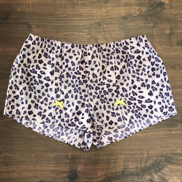 Cosmopolitan leopard pj shorts - Picture 2 of 6